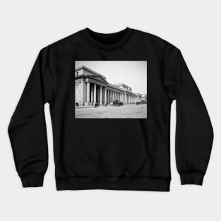 Penn Station East Facade, 1910. Vintage Photo Crewneck Sweatshirt